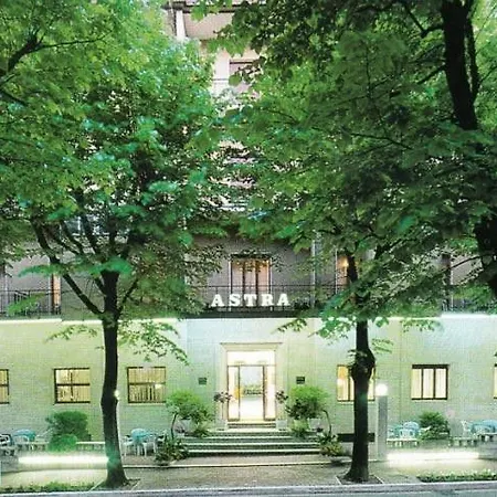 Astra 酒店 基安奇安诺泰尔梅